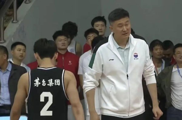 配资台 广东男篮77-64完胜山西，张昊22分彻底进化，徐杰13分遭遇严防